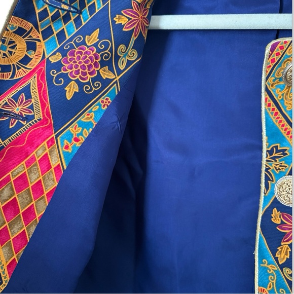 VINTAGE RICHARD WARREN Cropped Silk Harlequin Print Button Down Jacket - Picture 4 of 5